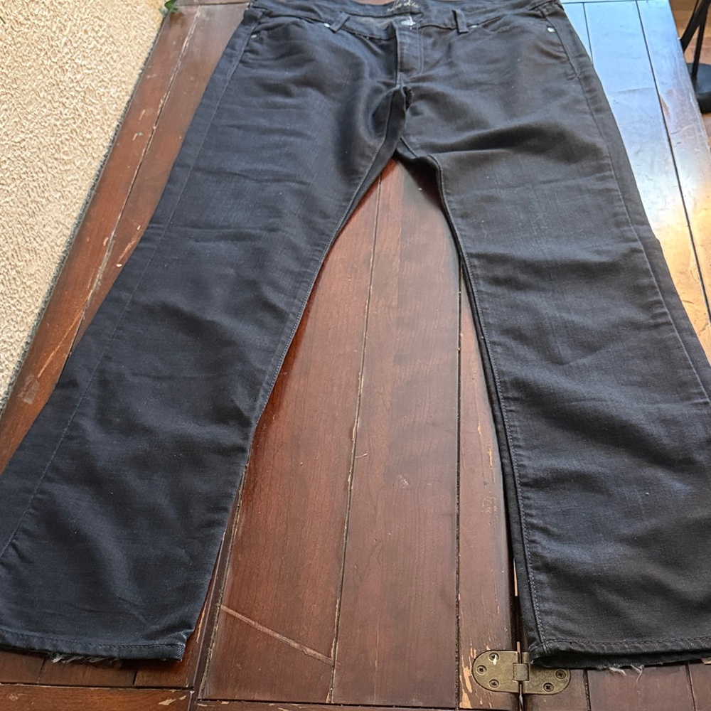 Old Navy Women’s Diva Fit Dark Bootcut Jeans